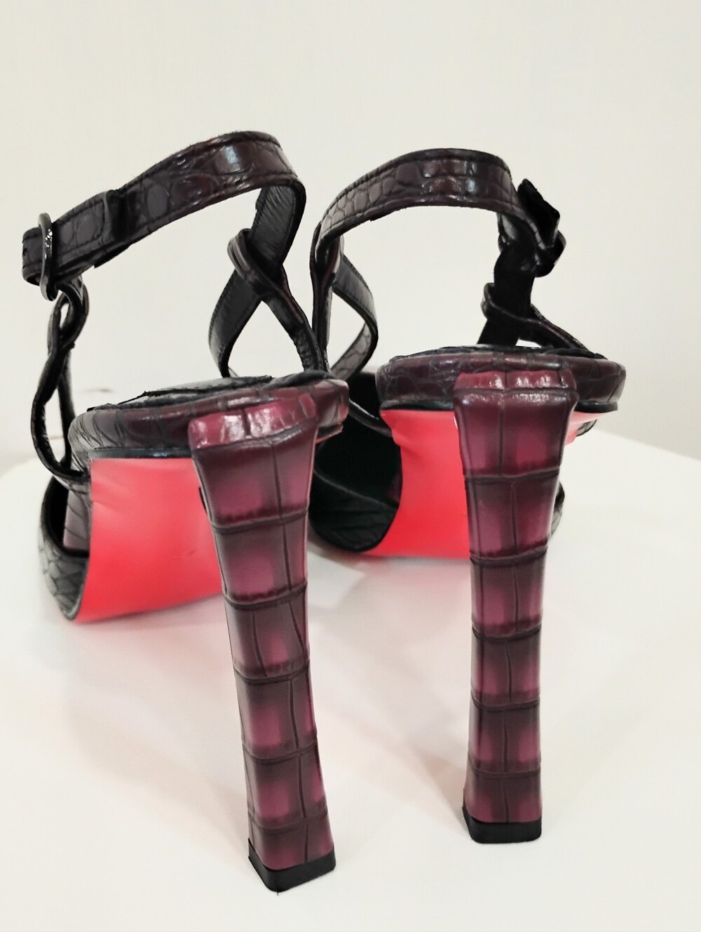 LOUBOUTIN INSPIRED SLING BACK HEELS NWOT